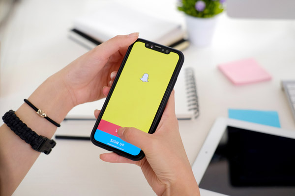 Utroskap på Snapchat: Ta en utro med en spionapp